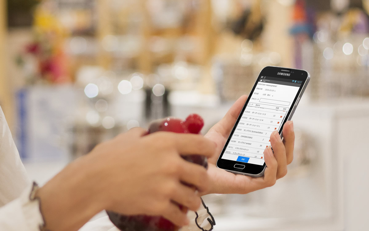 化粧品業界の接客業務管理アプリ制作